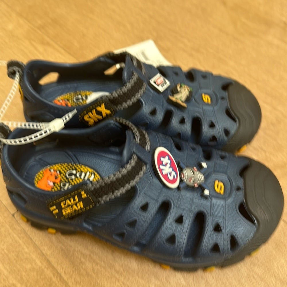 Skechers sandals